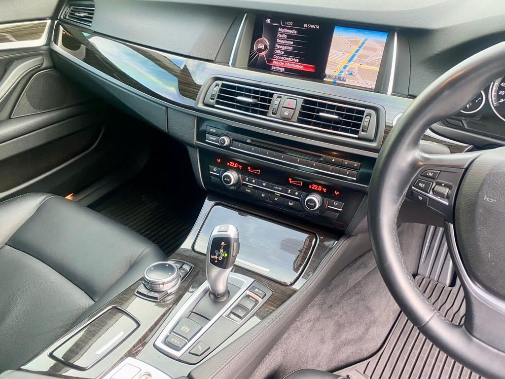 2014 BMW 5 Series Sedan  520i Luxury 2014 BMW 5 Series Sedan  520i Luxury