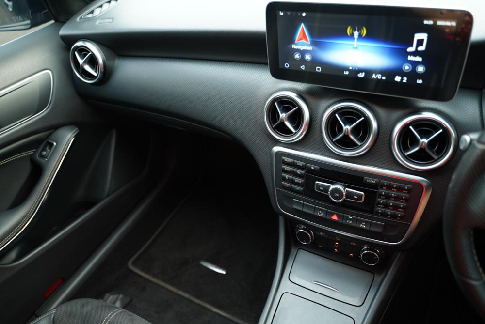 2014 Mercedes Benz A-Class A 200 W 176 AT 2014 Mercedes Benz A-Class A 200 W 176 AT