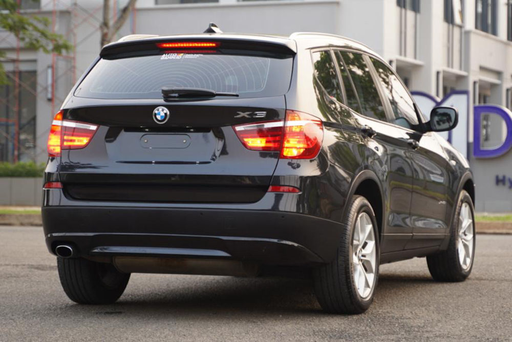 Dijual 2013 BMW X3 XDRIVE 2.0L AT XDRIVE 2.0L AT Bekas