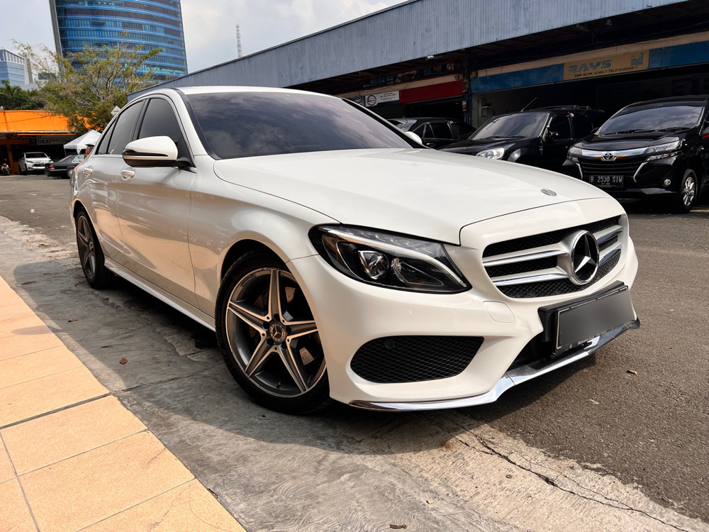 2017 Mercedes Benz C-Class Sedan 2017 Mercedes Benz C-Class Sedan