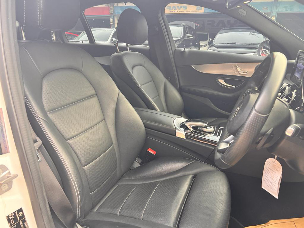 2017 Mercedes Benz C-Class Sedan 2017 Mercedes Benz C-Class Sedan