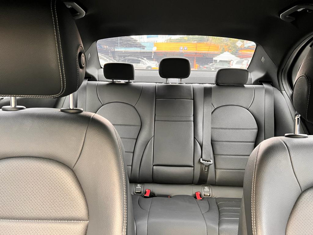 2017 Mercedes Benz C-Class Sedan 2017 Mercedes Benz C-Class Sedan