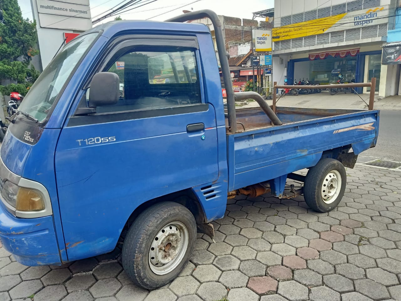 2009 Mitsubishi Colt T120 SS 1.5L FLAT DECK PU 2009 Mitsubishi Colt T120 SS 1.5L FLAT DECK PU