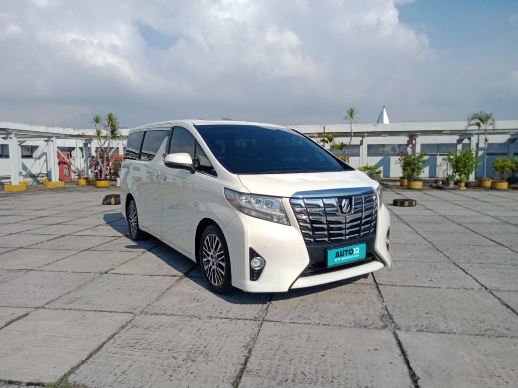 2015 Toyota Alphard