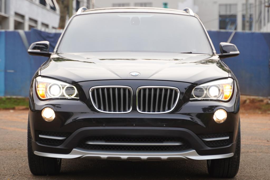 2015 BMW X1  sDrive18i xLine 2015 BMW X1  sDrive18i xLine