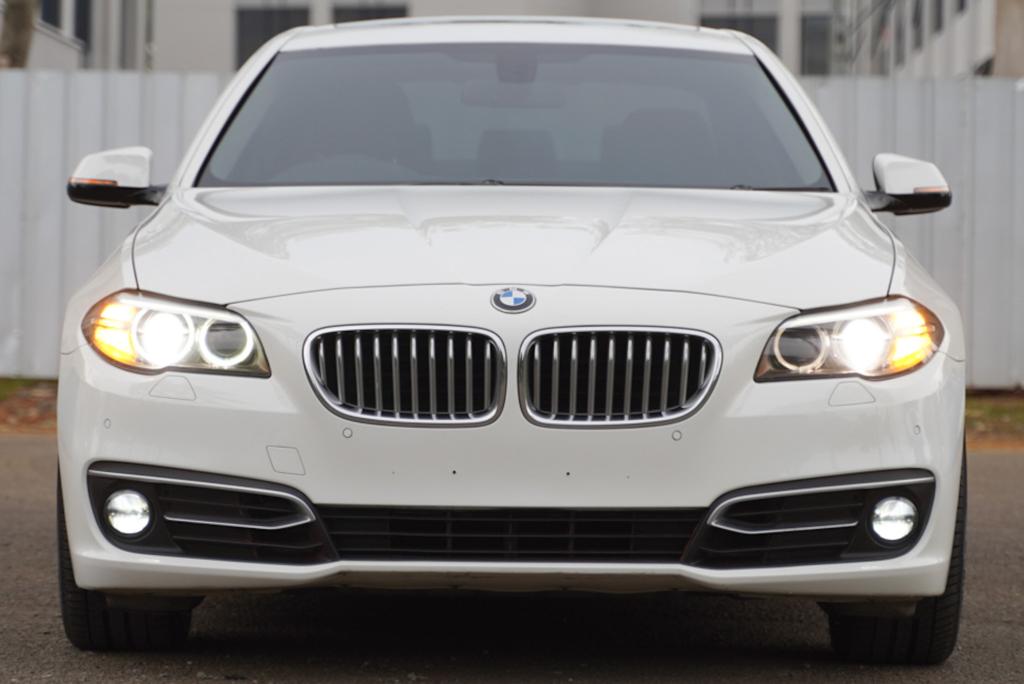 2014 BMW 5 Series Sedan 2014 BMW 5 Series Sedan