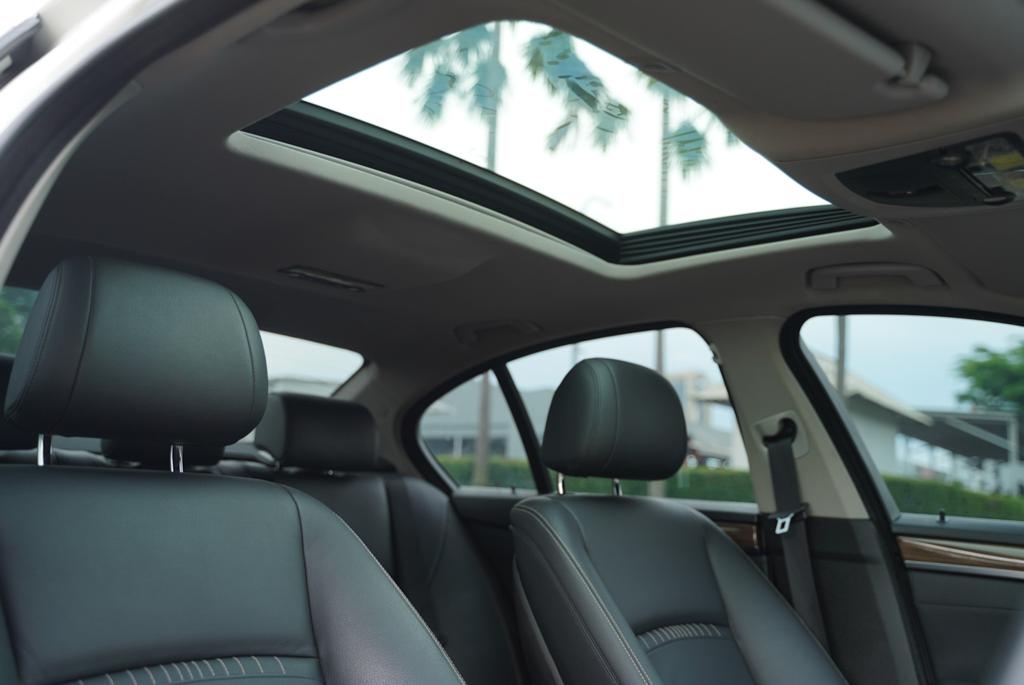 2014 BMW 5 Series Sedan 2014 BMW 5 Series Sedan