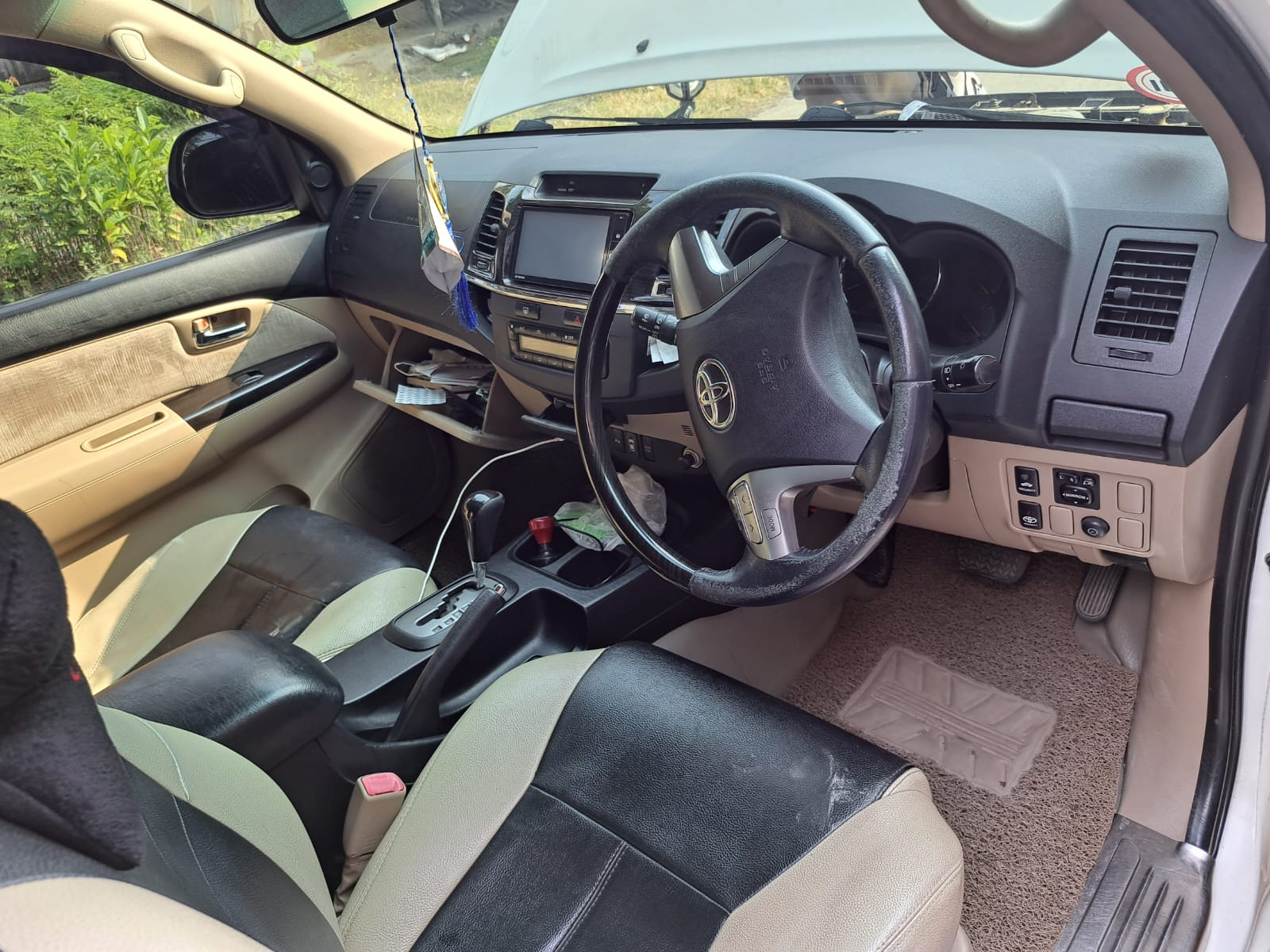 2014 Toyota Fortuner  2014 Toyota Fortuner