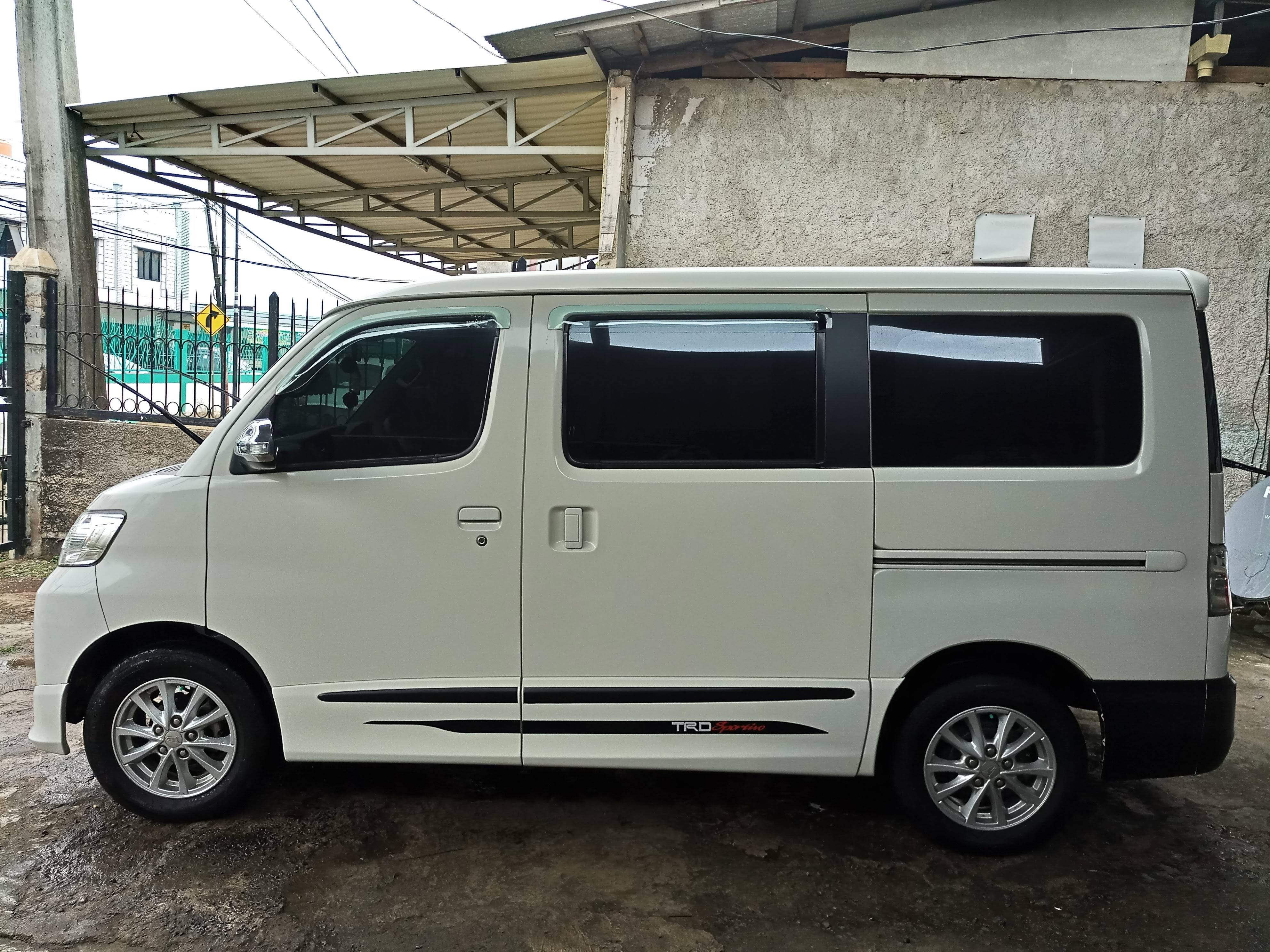 Daihatsu Luxio 2015 Bekas Daihatsu Luxio 2015 Bekas