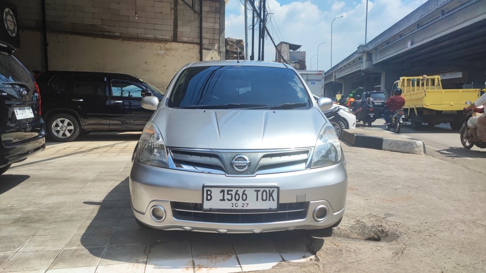 2011 Nissan Grand Livina