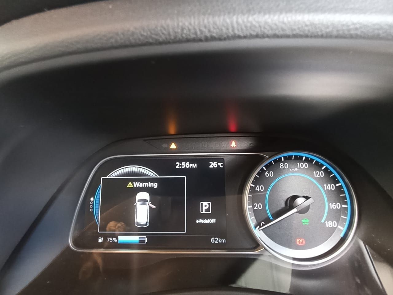 2022 Nissan Leaf Two Tone EV 2022 Nissan Leaf Two Tone EV