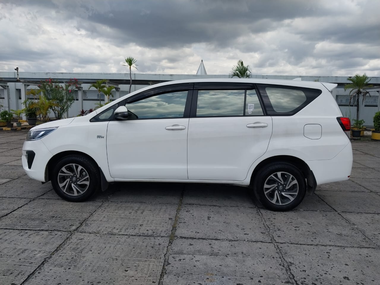 2022 Toyota Innova 2022 Toyota Innova