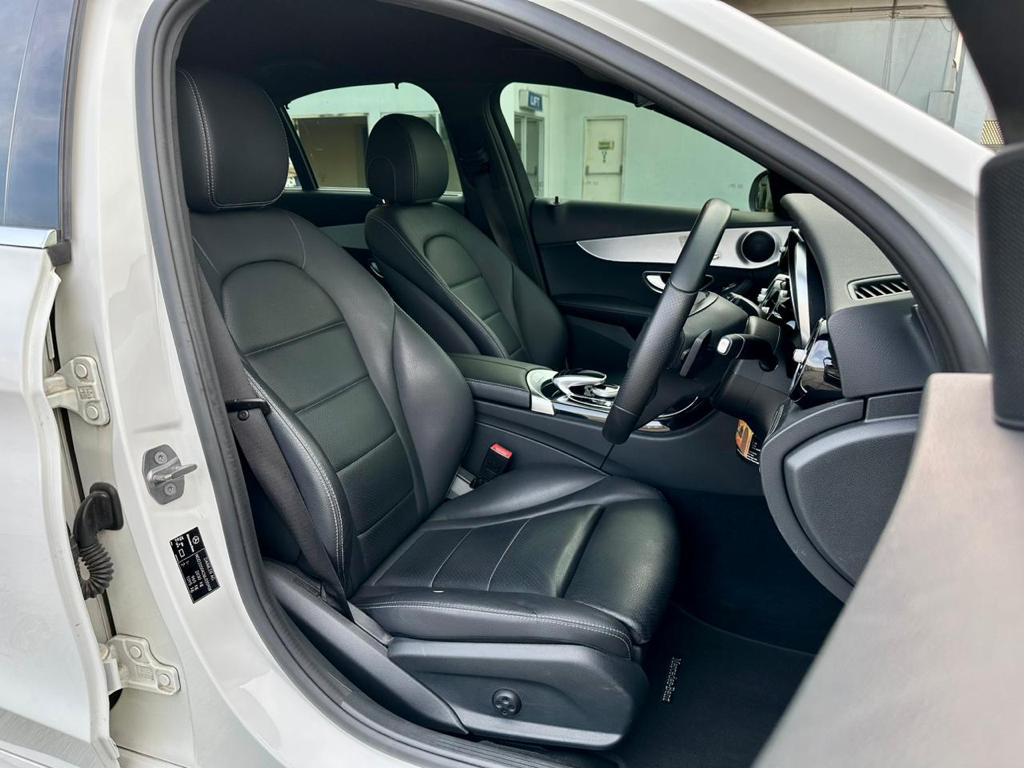 2018 Mercedes Benz C-Class Sedan 2018 Mercedes Benz C-Class Sedan