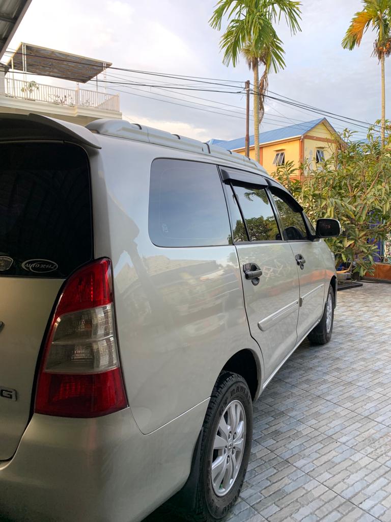 2012 Toyota Kijang Innova 2.5 G MT DIESEL 2012 Toyota Kijang Innova 2.5 G MT DIESEL