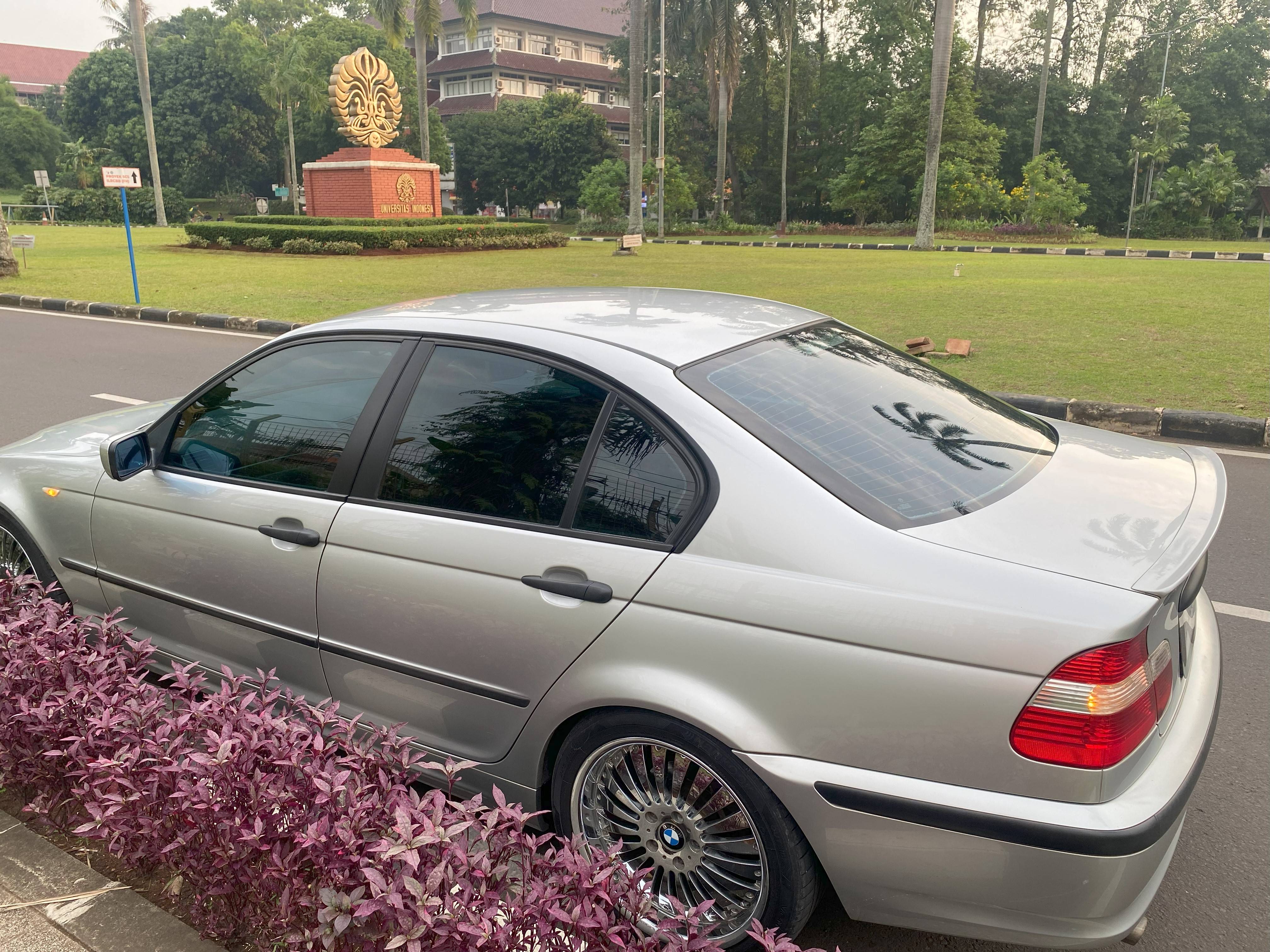 2003 BMW 3 Series Sedan  318iAt 2003 BMW 3 Series Sedan  318iAt