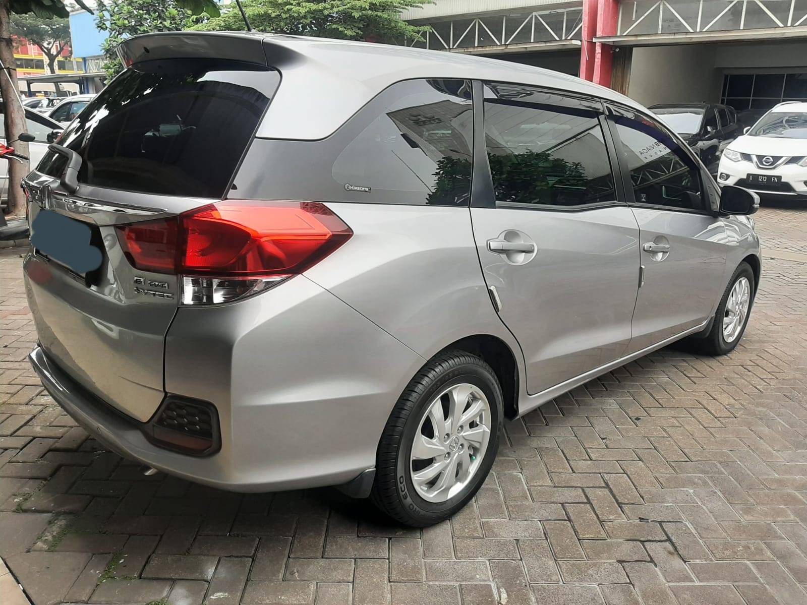 Dijual 2017 Honda Mobilio E CVT E CVT Bekas