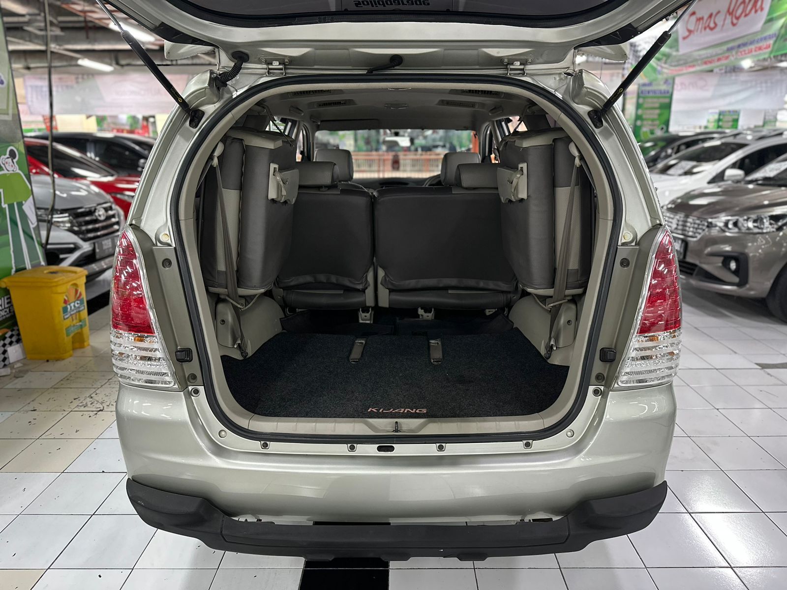 2010 Toyota Kijang  2010 Toyota Kijang