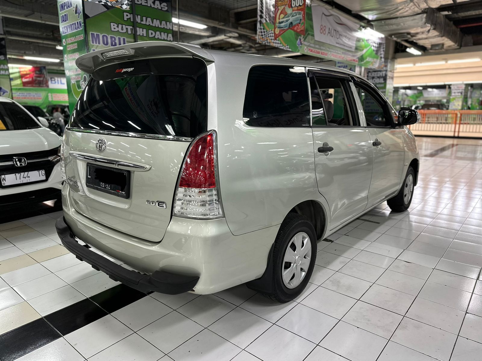 2010 Toyota Kijang  2010 Toyota Kijang