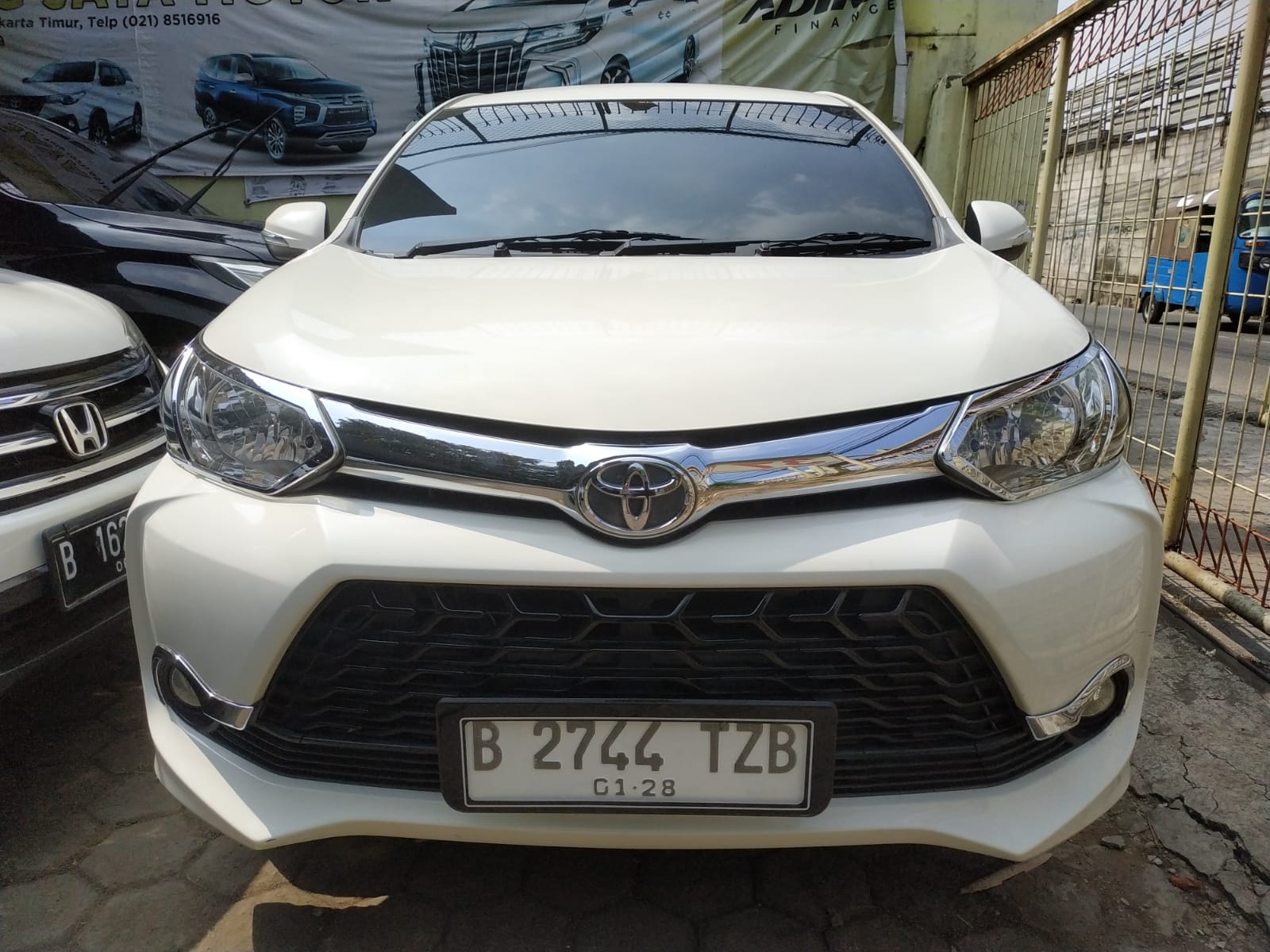 Second Hand 2018 Toyota Avanza Veloz Second Hand 2018 Toyota Avanza Veloz