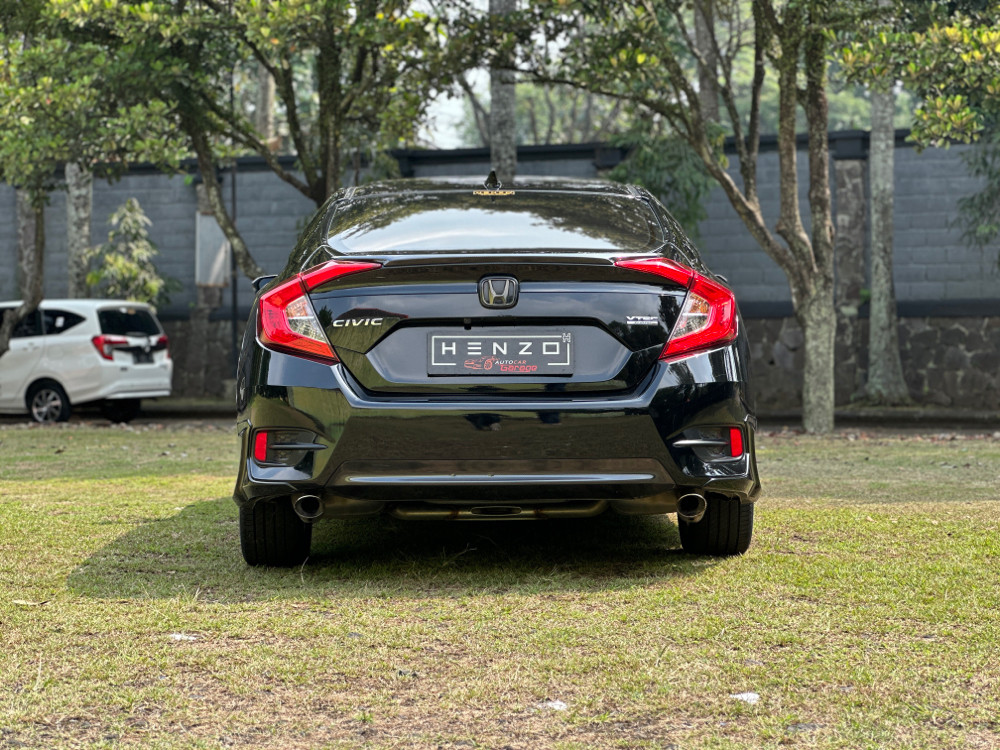 2016 Honda Civic 1.5L ES 2016 Honda Civic 1.5L ES