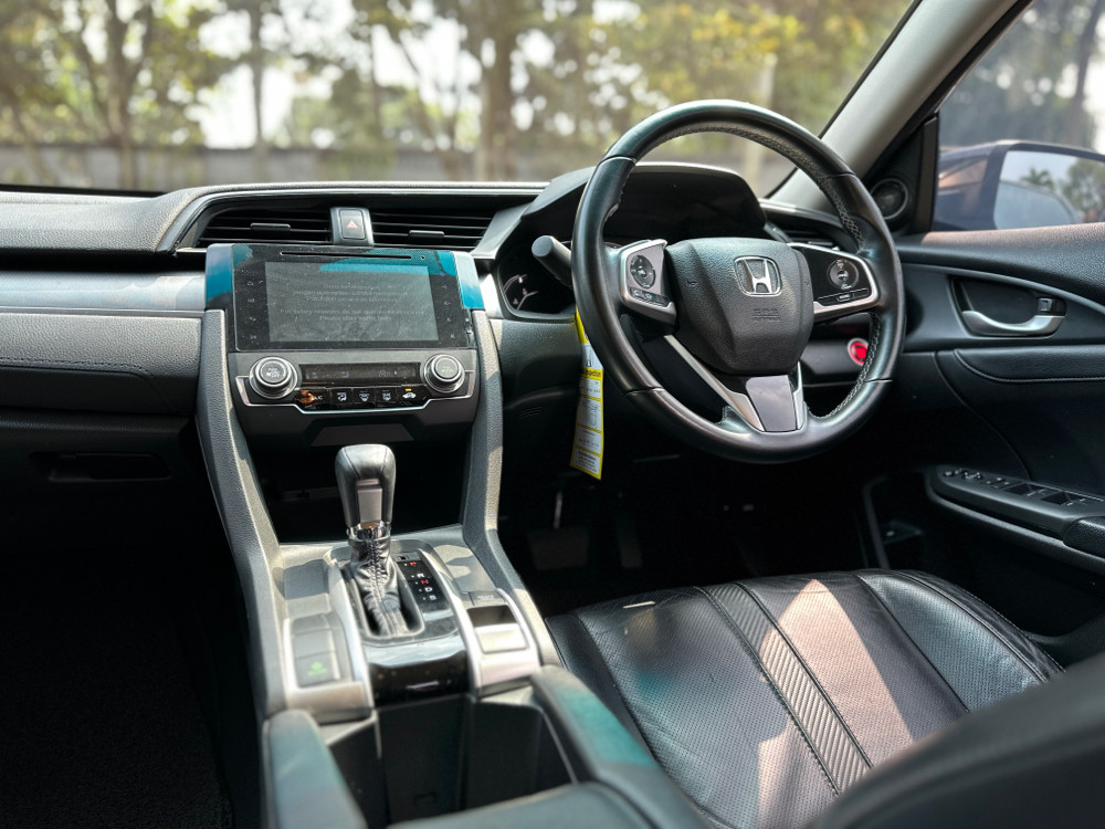 2016 Honda Civic 1.5L ES 2016 Honda Civic 1.5L ES