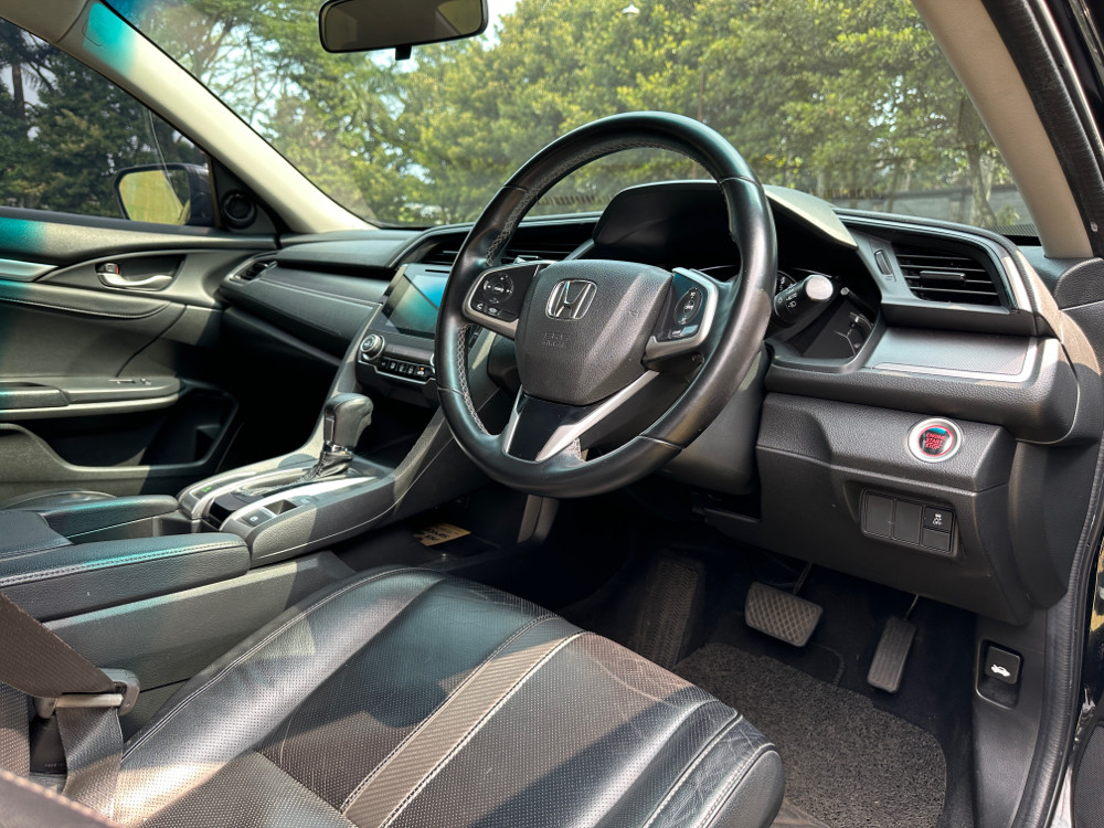 2016 Honda Civic 1.5L ES 2016 Honda Civic 1.5L ES