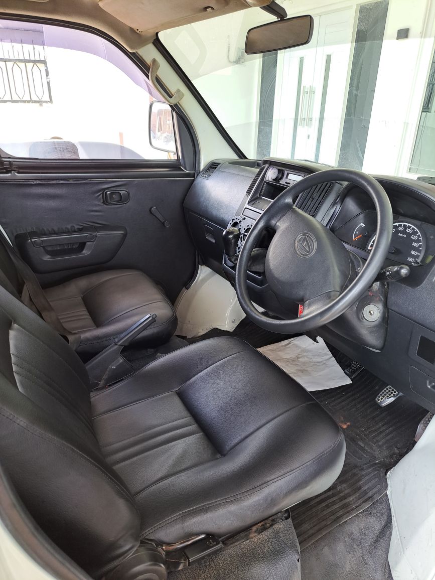 2016 Daihatsu Gran Max MB 1.3 BLIND VAN AC 2016 Daihatsu Gran Max MB 1.3 BLIND VAN AC