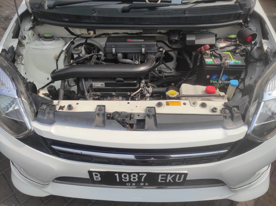 2014 Toyota Agya  1.0 G AT 2014 Toyota Agya  1.0 G AT
