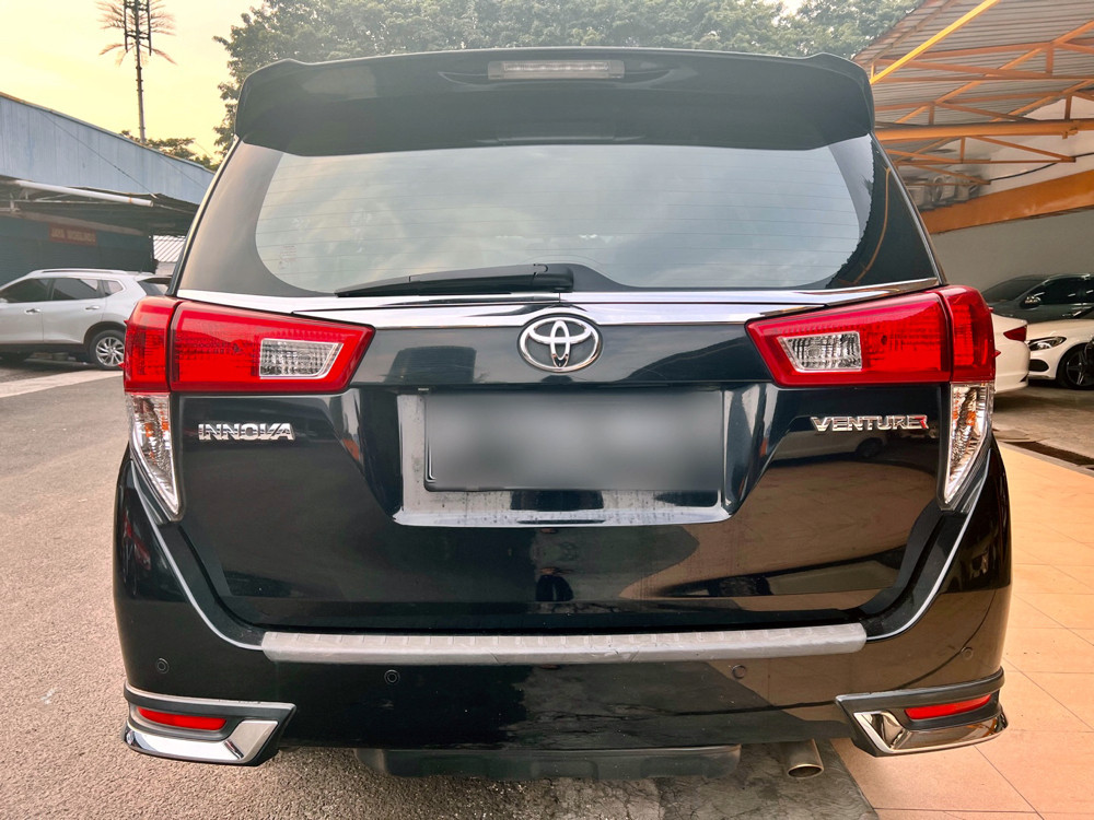 2017 Toyota Venturer 2017 Toyota Venturer