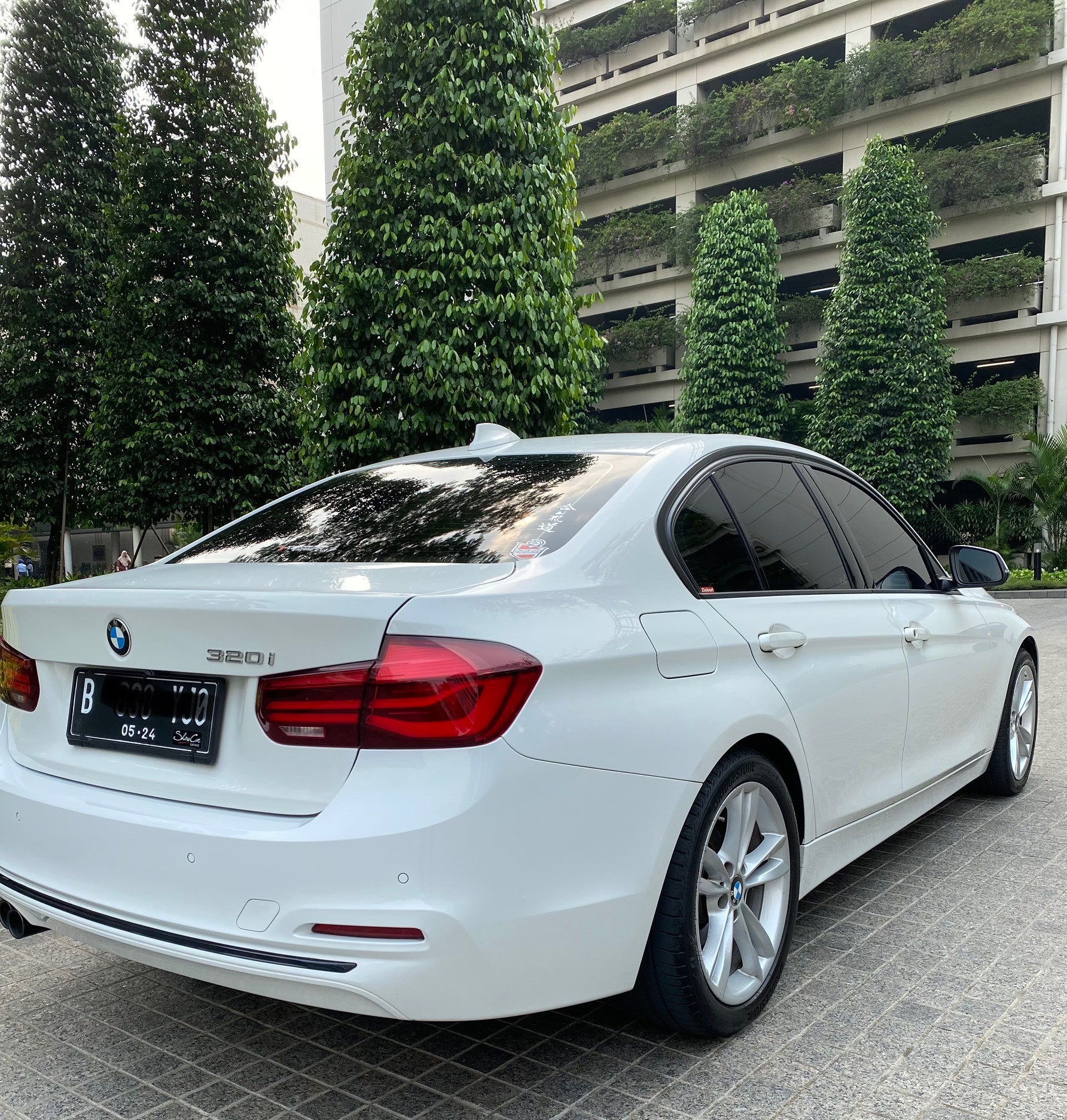 2018 BMW 3 Series Sedan 320i Sport 2018 BMW 3 Series Sedan 320i Sport