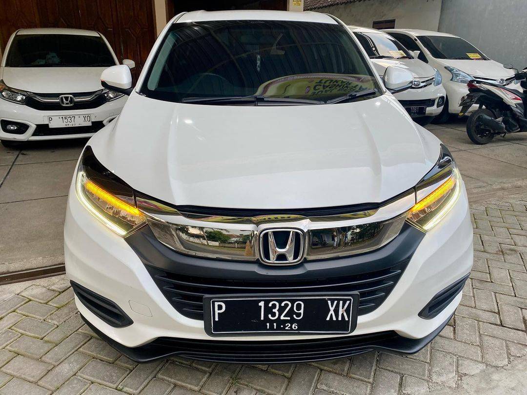 2021 Honda HRV 1.5L SE CVT Bekas 2021 Honda HRV 1.5L SE CVT Bekas