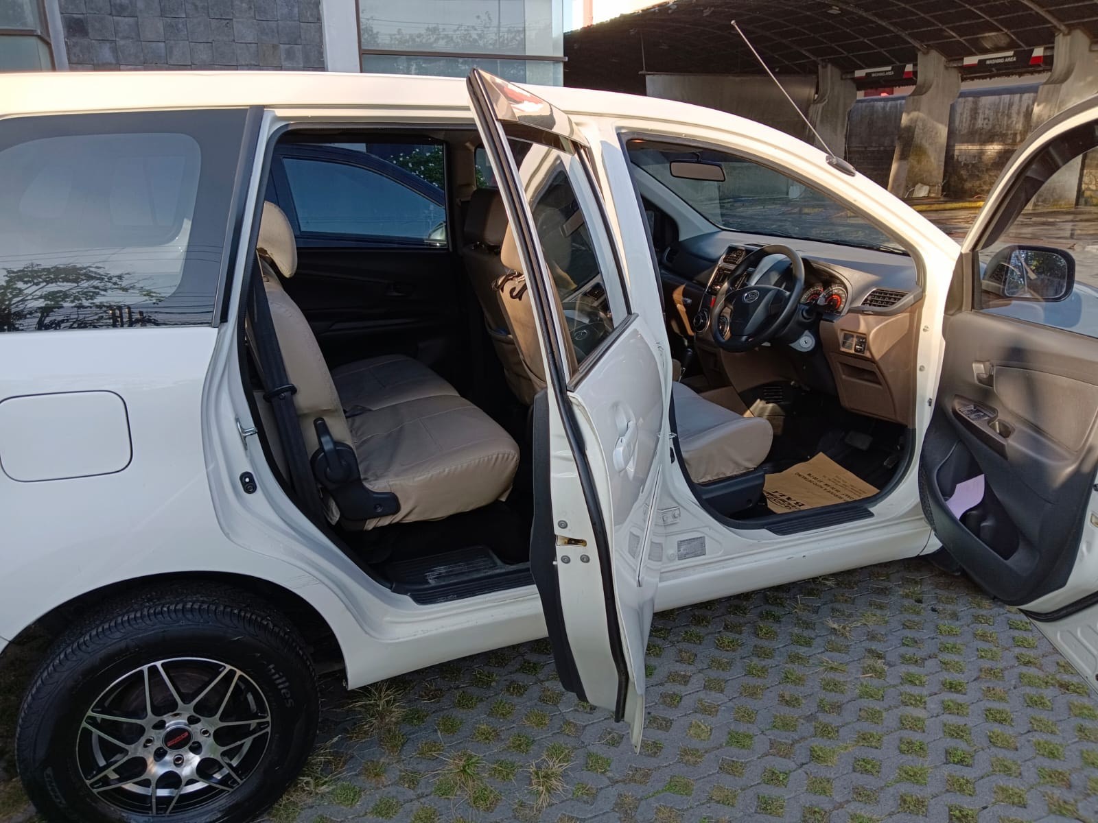 2017 Daihatsu Xenia 2017 Daihatsu Xenia