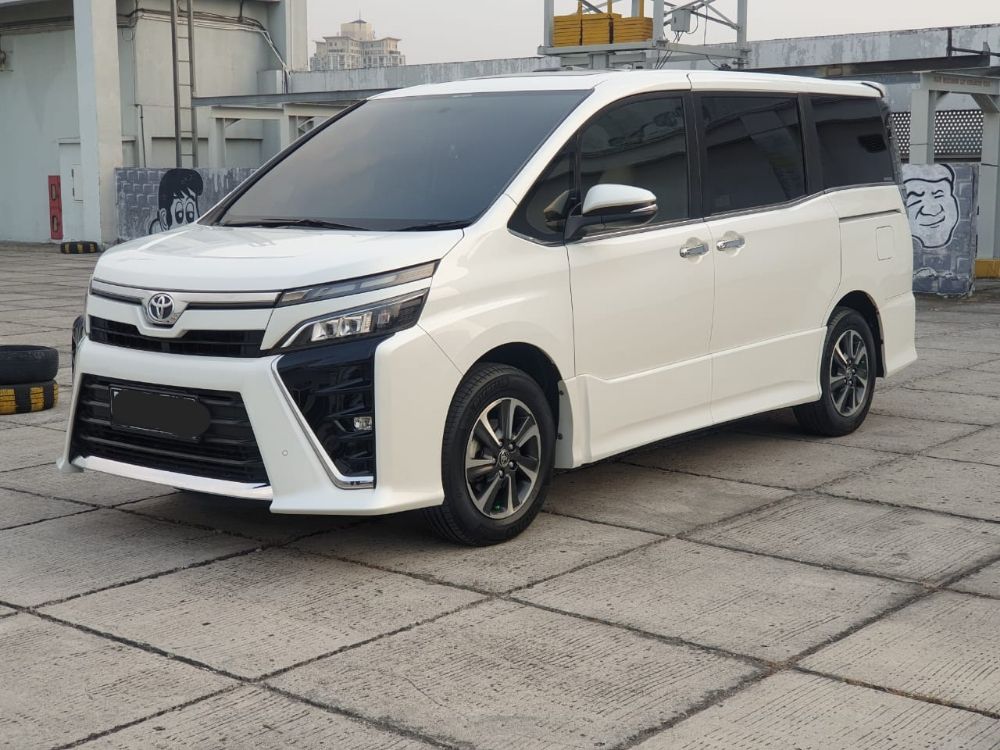 2020 Toyota Voxy 2.0 CVT 2.0 CVT tua