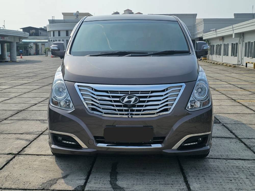 Used 2017 Hyundai H1  ROYALE AT ROYALE AT