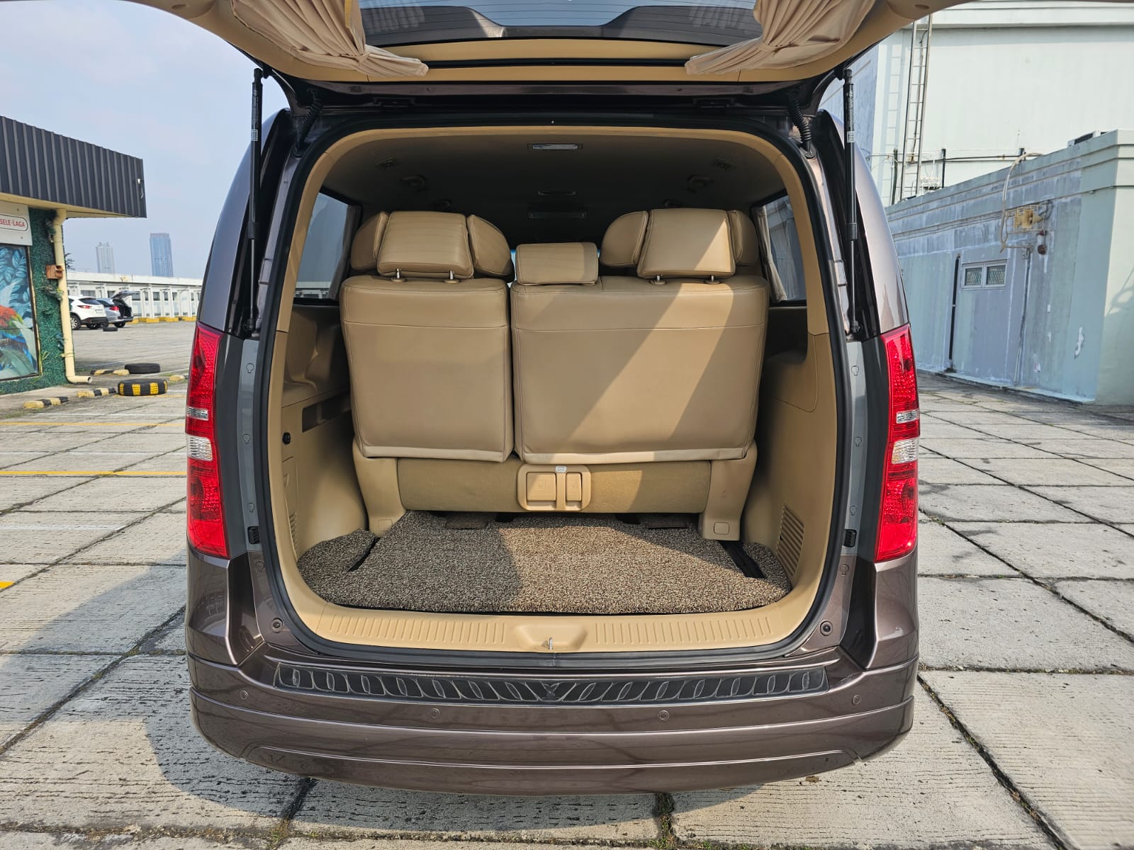 2017 Hyundai H1 2017 Hyundai H1