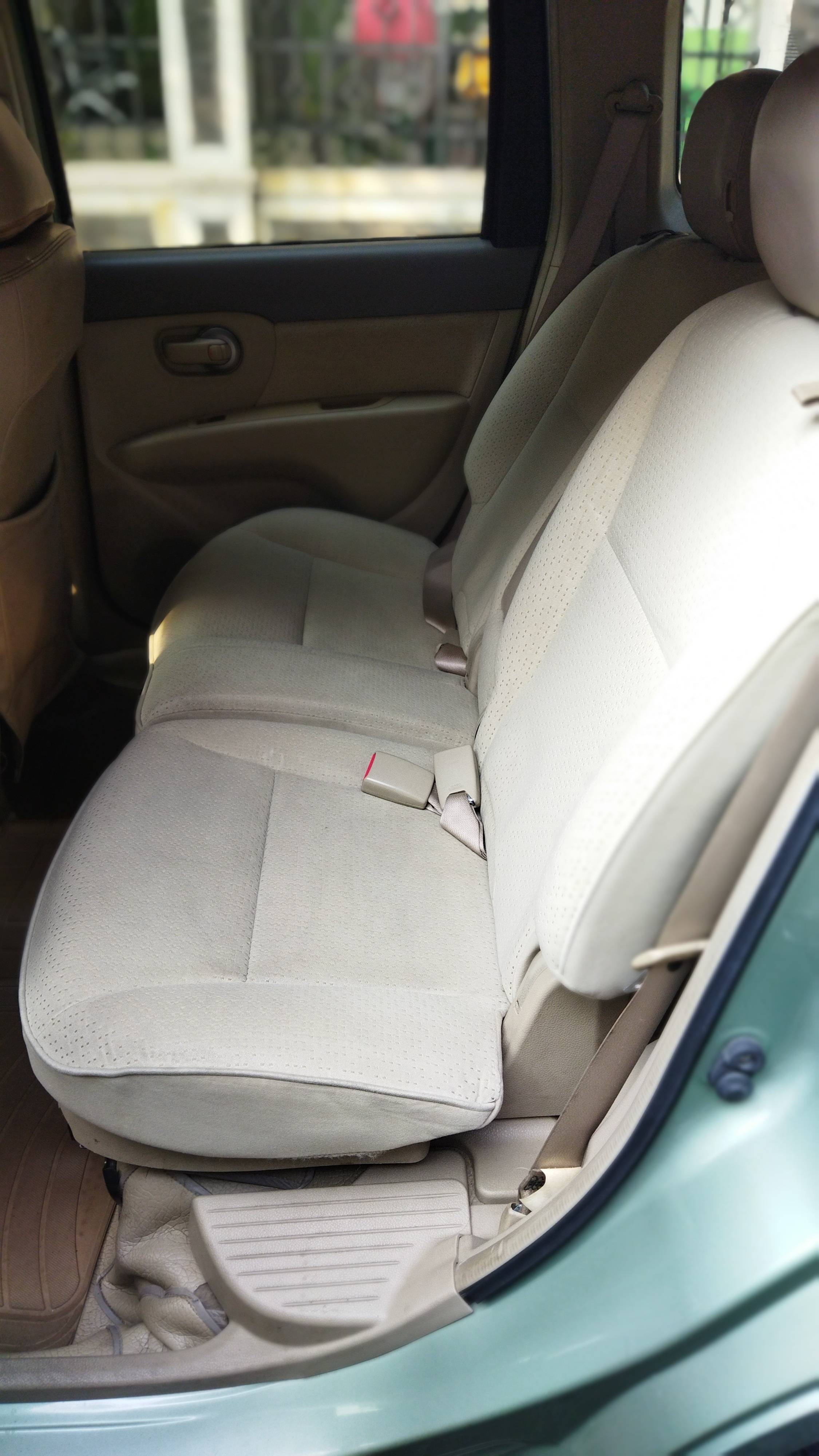 2010 Nissan Grand Livina 2010 Nissan Grand Livina