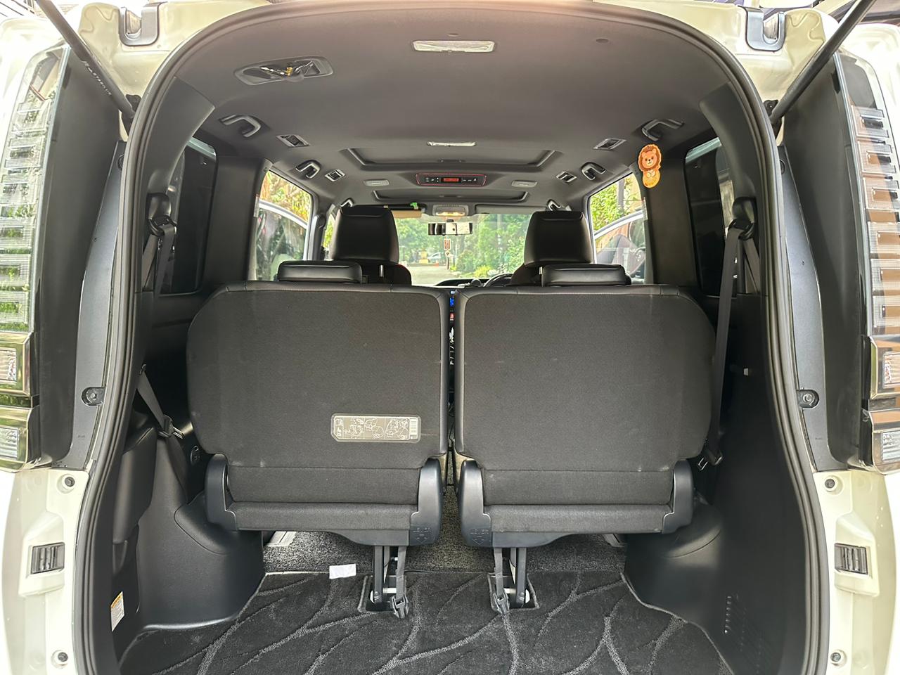 2017 Toyota Voxy 2017 Toyota Voxy