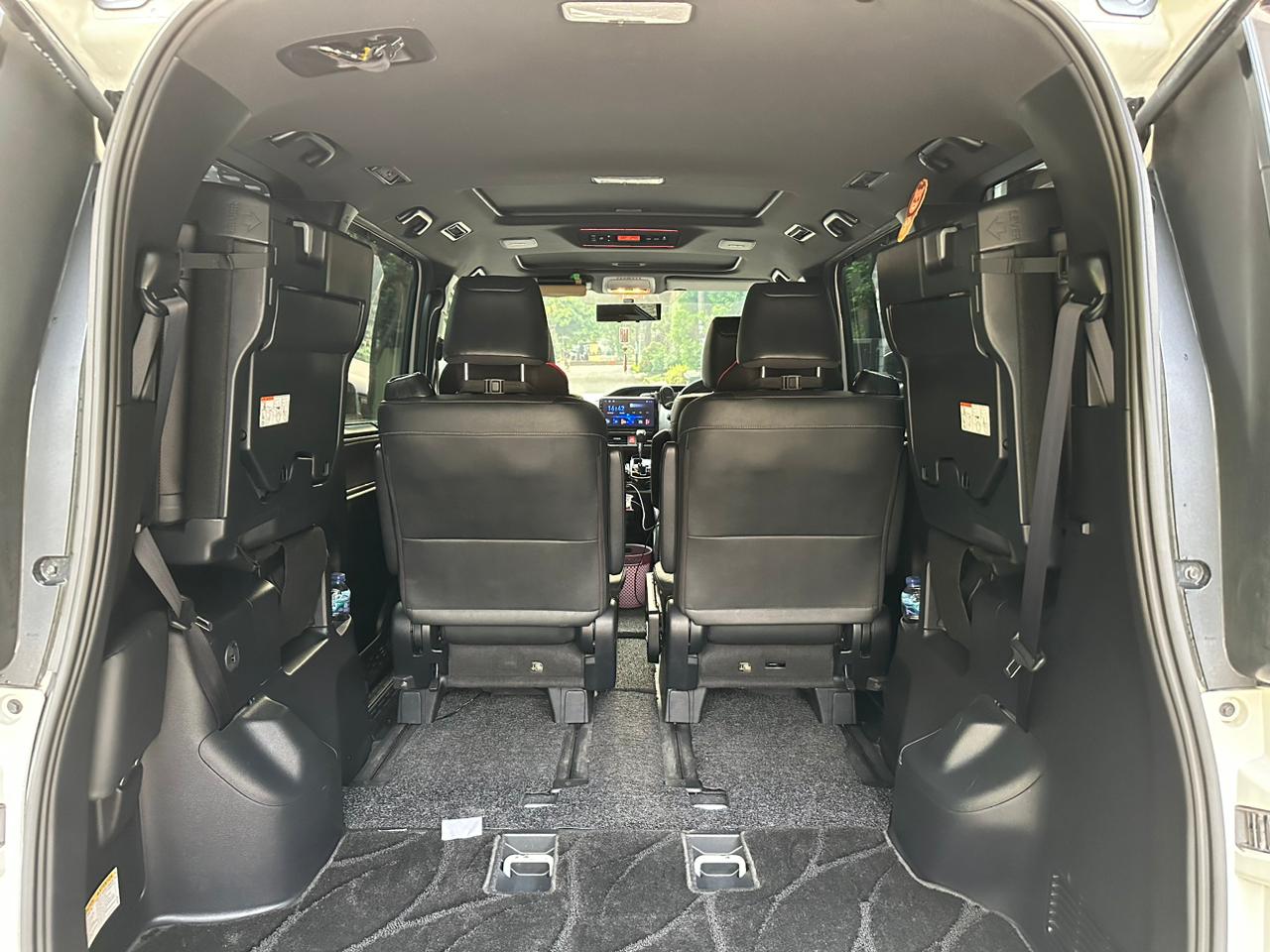 2017 Toyota Voxy 2017 Toyota Voxy