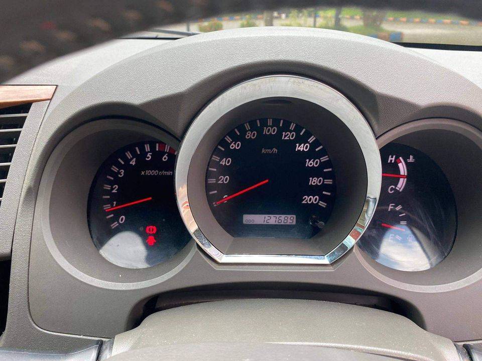 2008 Toyota Fortuner  2.7 G LUX AT 2008 Toyota Fortuner  2.7 G LUX AT