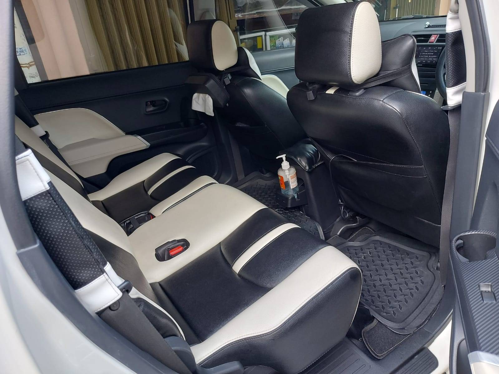 2018 Daihatsu Terios X M/T Deluxe 2018 Daihatsu Terios X M/T Deluxe