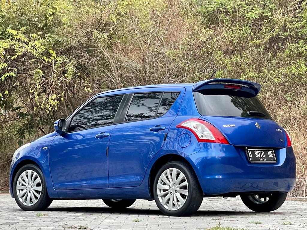 2013 Suzuki Swift 2013 Suzuki Swift