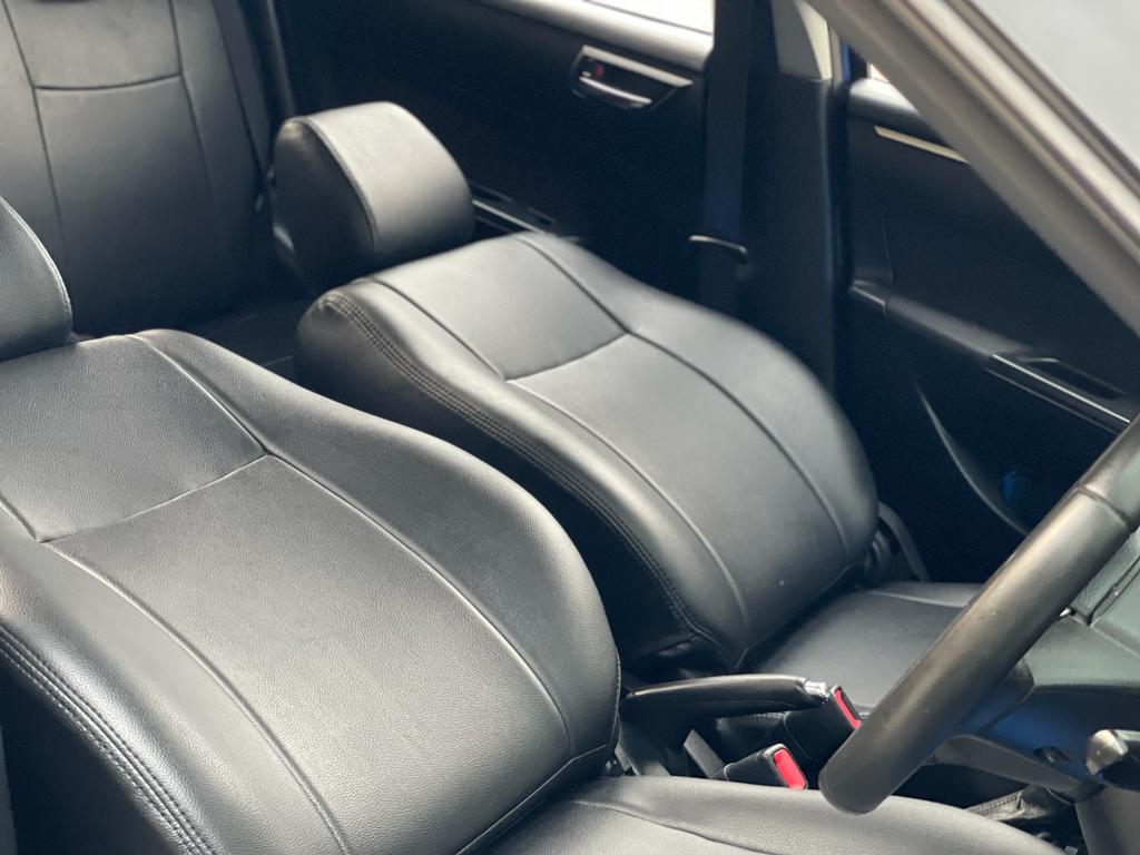 2013 Suzuki Swift 2013 Suzuki Swift