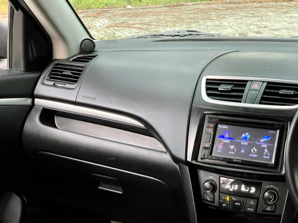 2013 Suzuki Swift 2013 Suzuki Swift