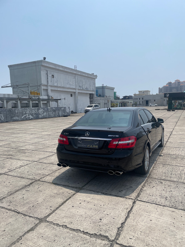 2010 Mercedes Benz E-Class 2010 Mercedes Benz E-Class