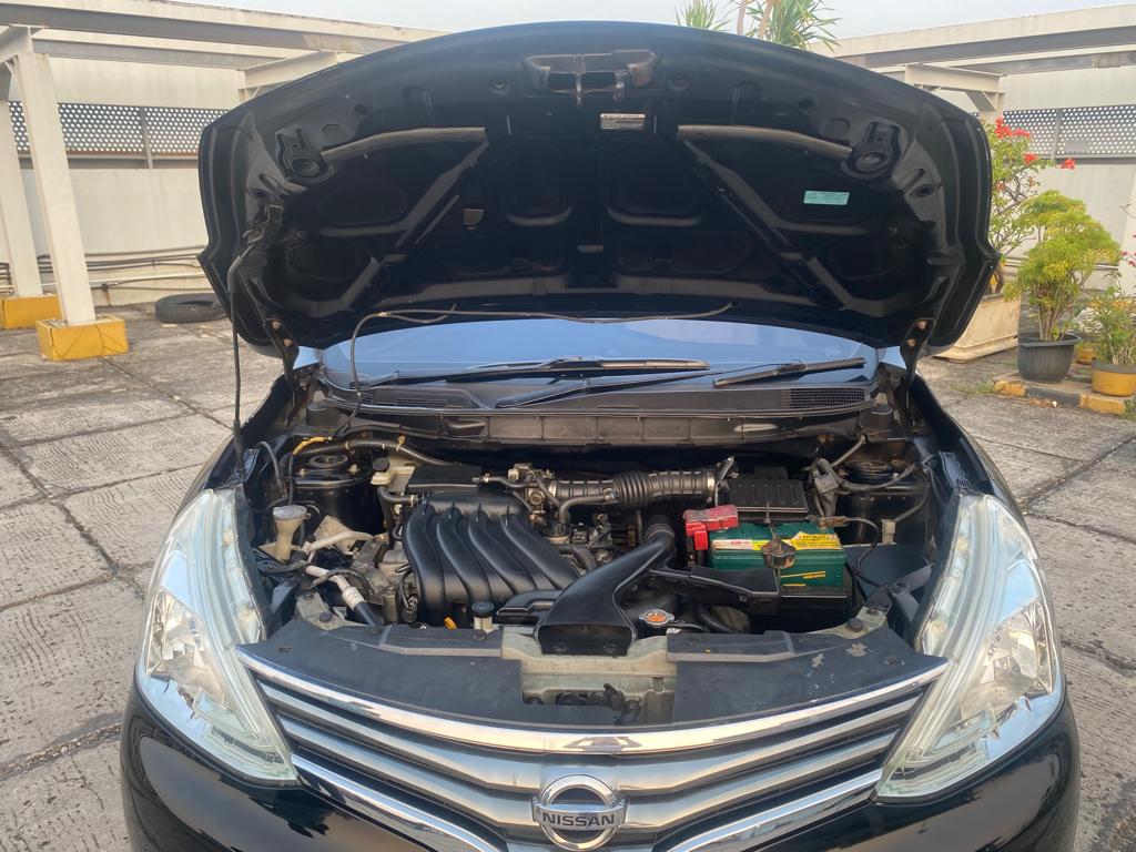 2013 Nissan Grand Livina  1.5 XV AT 2013 Nissan Grand Livina  1.5 XV AT