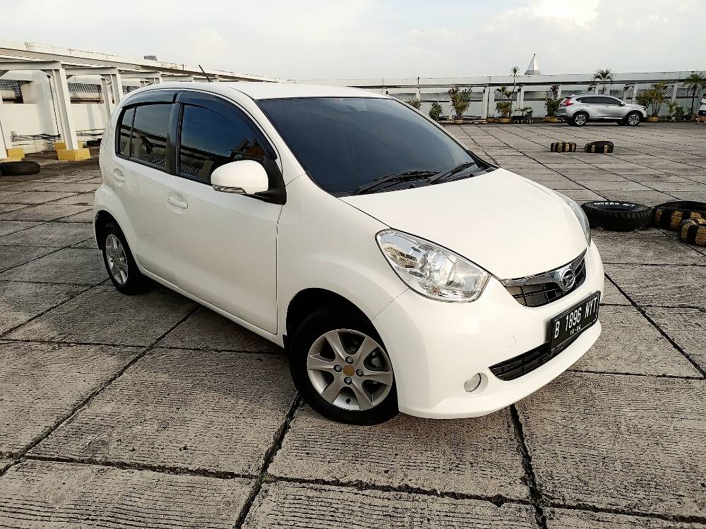 Old 2013 Daihatsu Sirion  1.3 RS - M 301 M 602 AT MNB CBU 1.3 RS - M 301 M 602 AT MNB CBU