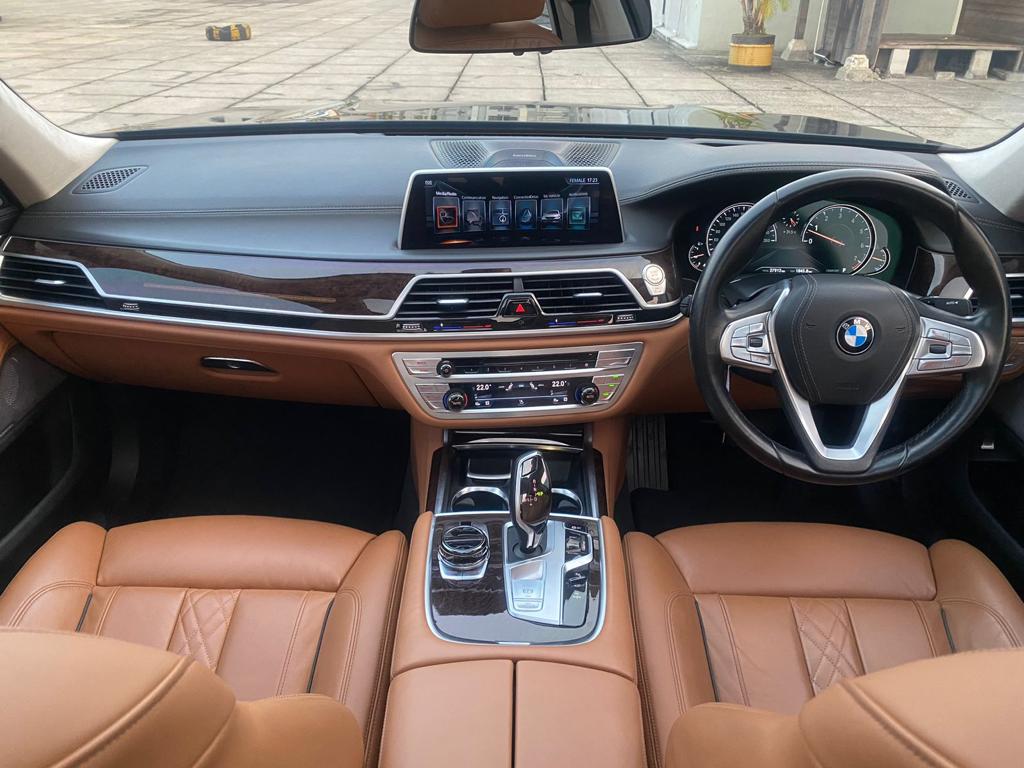 2016 BMW 7 Series Sedan 2016 BMW 7 Series Sedan
