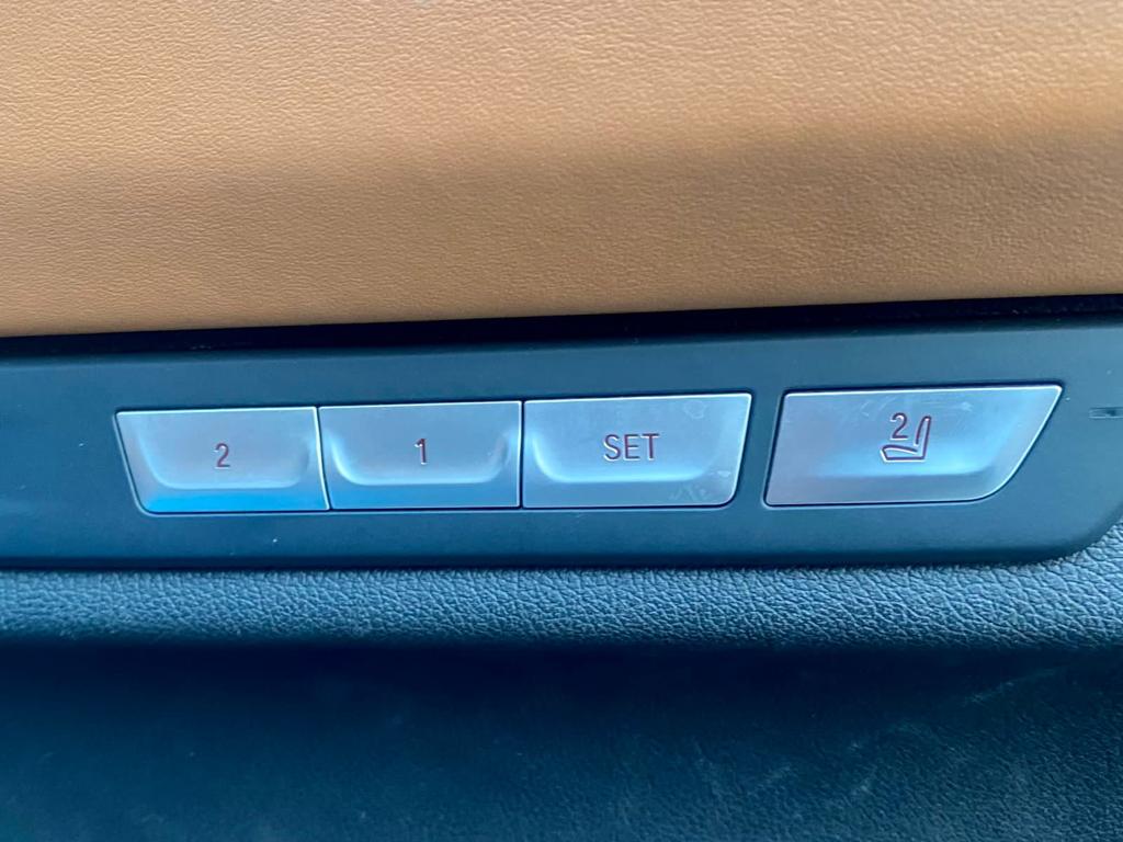 2016 BMW 7 Series Sedan 2016 BMW 7 Series Sedan