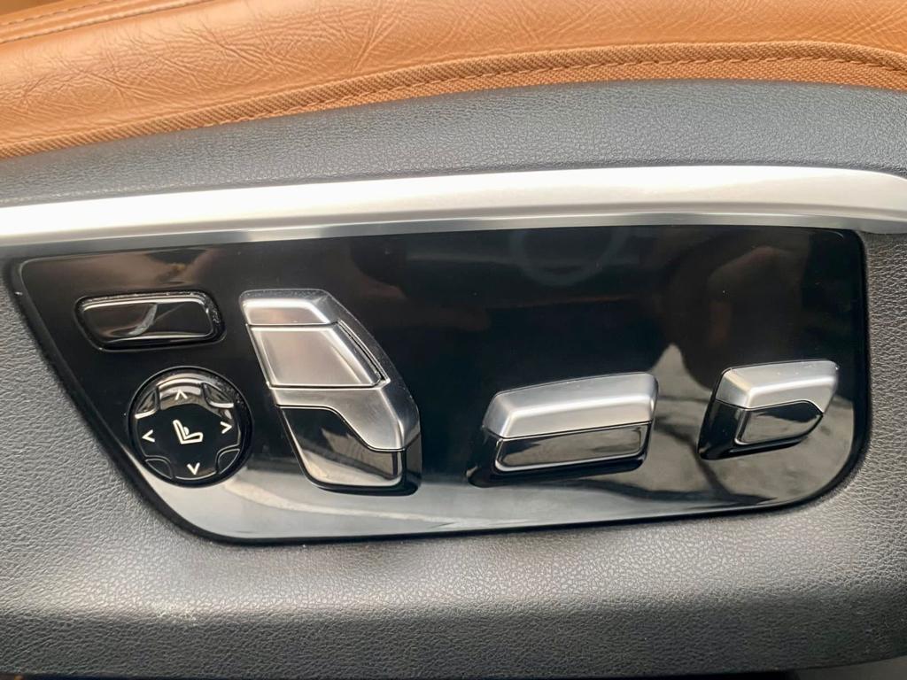 2016 BMW 7 Series Sedan 2016 BMW 7 Series Sedan