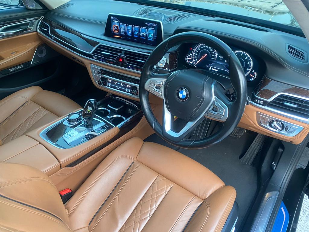 2016 BMW 7 Series Sedan 2016 BMW 7 Series Sedan